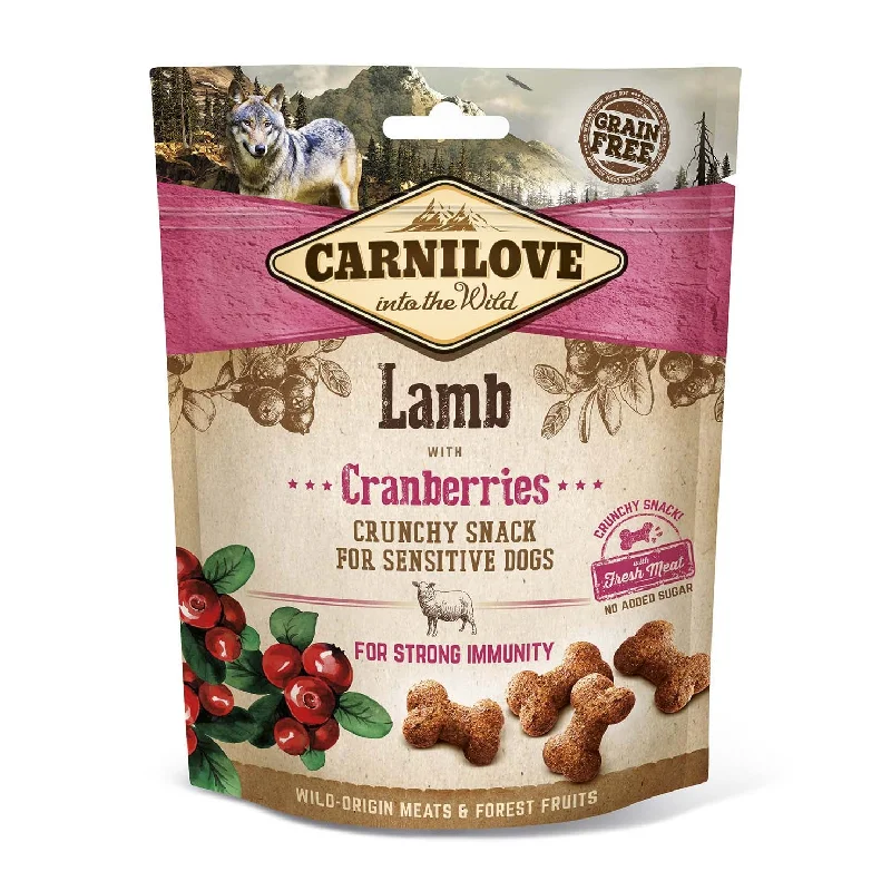 CARNILOVE Crunchy Snack, janjetina s brusnicama, sa svježim mesom, 200g